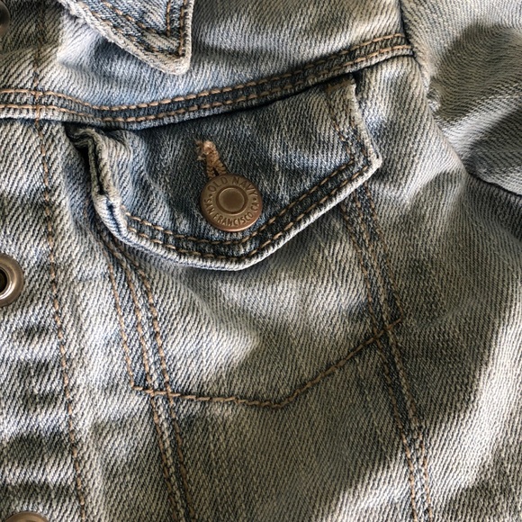 Light Blue Jean Jacket- Old Navy (18-24 M) - Picture 4 of 7